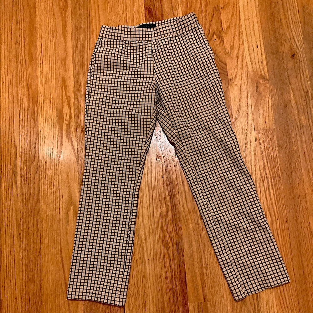 Sanctuary pattern pants XXS. Good condition, no rips or stains.